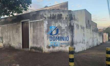 Casa com 3 quartos à venda na Rua das Palmeiras, Lourdes, Uberaba