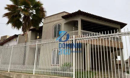 Casa com 6 dormitórios à venda, 475 m² por R$ 1.200.000,00 - Boa Vista - Uberaba/MG