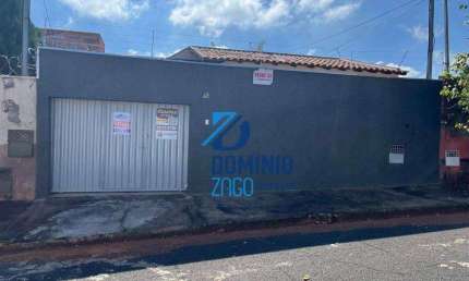 Casa com 2 quartos à venda na Rua Domingos Licursi, São José, Uberaba