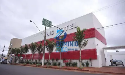 Prédio com 3 salas à venda no Centro, Prata 