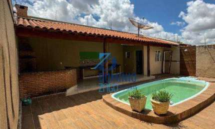 Casa com 3 dormitórios à venda, 231 m² por R$ 630.000 - Jardim São Bento - Uberaba/MG