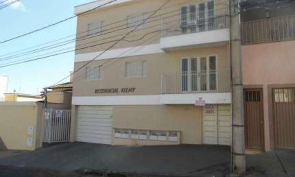 Apartamento na Av. Abel Reis, dois quartos sendo um suite.