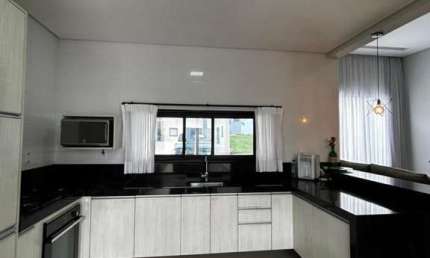 Casa Terrea Condominio Mantova com 3 suites - Indaiatuba