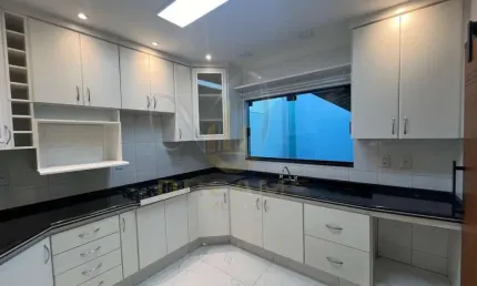 Casa para Venda em Indaiatuba, Jardim Valença, 4 dormitórios, 1 suíte, 3 banheiros, 2 vagas