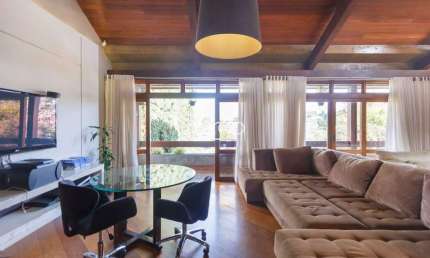 Casa com 5 Quartos para alugar no Vista Alegre – 640 m² de Conforto e Sofisticação | Ref 375