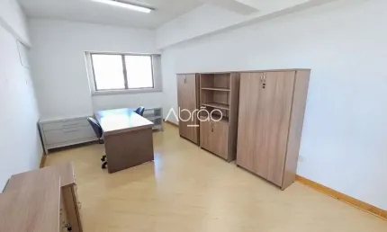 Sala Comercial Semimobiliada de 32 m² para Alugar no Batel, Curitiba | Ref. 469