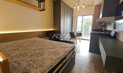 Studio mobiliado para alugar próximo a pucpr - 1 quarto, sacada e lazer completo | ref. 562