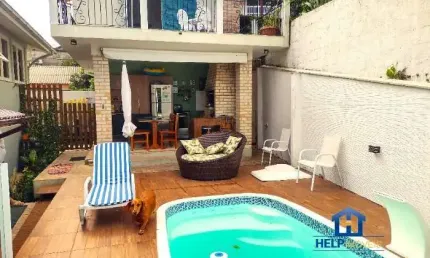 Casa com 4 quartos à venda na Francisca Moreira, 1, Ponta de Baixo, São José por R$ 1.430.000