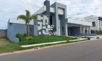 Casa à venda em Valinhos, Roncáglia, com 3 suítes, com 180.96 m², Residencial Mont'Alcino