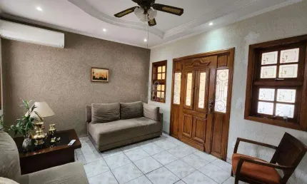 Casa à venda em Campinas, Jardim García, com 3 quartos, com 153 m²