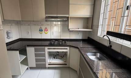 Apartamento aconchegante e bem localizado em São José dos Pinhais!