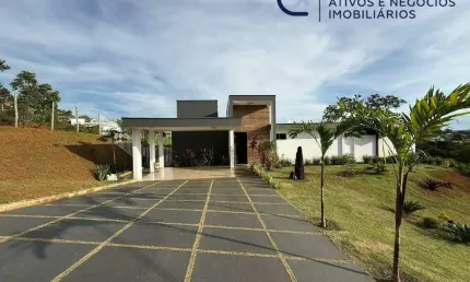 Casa a venda com 4 dormitórios em condomínio- Lagoa Santa/MG