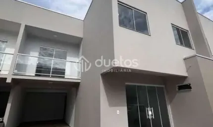 Casa com 3 dormitórios à venda, 130 m² por R$ 520.000,00 - Limoeiro - Brusque/SC