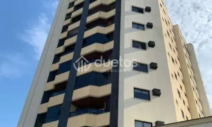 Apartamento com 1 suíte mais 2 dormitórios à venda, 126 m² por R$ 730.000 - Centro - Brusque/SC