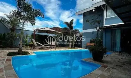 Casa com 4 dormitórios à venda, 250 m² por R$ 2.400.000,00 - Souza Cruz - Brusque/SC