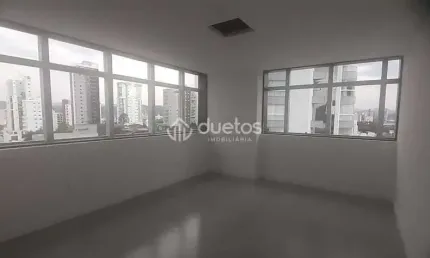 Sala para alugar, 41 m² por R$ 3.920,00/mês - Centro - Brusque/SC