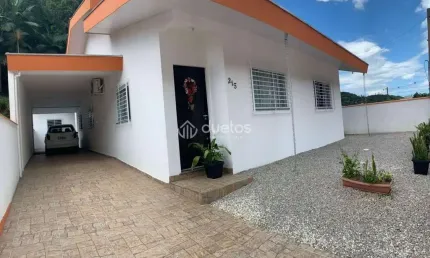 Casa com 3 dormitórios à venda, 150 m² por R$ 600.000,00 - São Pedro - Brusque/SC
