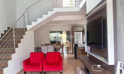 Casa com 4 dormitórios à venda e área de festas. 153 m² por R$ 790.000 - Guabiruba sul - Guabiruba/SC