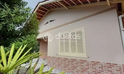 Casa na Guabiruba no Lageado Baixo com Amplo Terreno