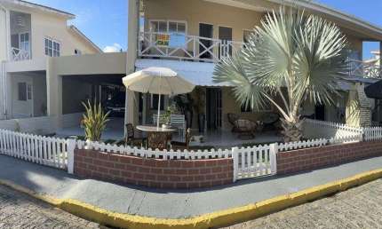 Casa com 4 quartos em Maria Farinha - Paulista - PE