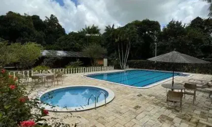 Casa em condomínio fechado com completa estrutura de lazer em Aldeia - Camaragibe - PE