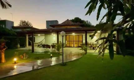 Casa com 4 quartos em condomínio de Aldeia - Camaragibe - PE