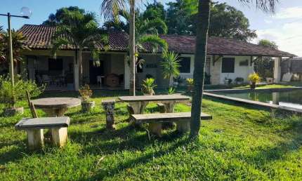 Casa com amplo terreno (6.000 m²) ideal para finalidade comercial em Aldeia - Camaragibe - PE