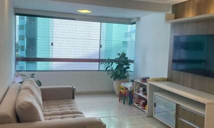 Apartamento com 94 metros quadrados em excelente localização no bairro de Boa Viagem!