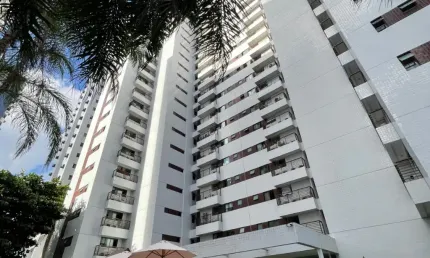 Apartamento com 93 m2, 3 quartos, sendo 1 suíte, a poucos metros do Parque da Jaqueira!