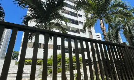 Apartamento com 3 quartos e completa estrutura de lazer em Casa Forte - Recife - PE
