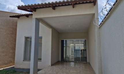 CASAS   A VENDA 2 QTOS COM SUÍTE INDIVIDUAL LOTE 150M2 100% FINAN..CEF... TRÊS PODERES LUZIÂNIA-GO