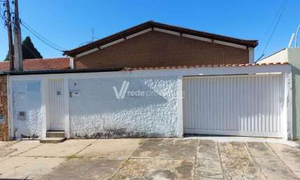 Casa com 3 quartos à venda na Rua Ribeirão Branco, 144, Jardim do Trevo, Campinas, 225 m2 por R$ 630.000