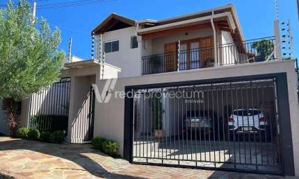 Casa com 3 quartos à venda na Epaminondas Madeira, 73, Jardim Bela Vista, Indaiatuba, 264 m2 por R$ 1.200.000