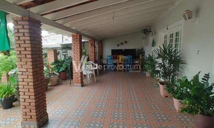 Casa com 3 quartos à venda na Doutor Rocha Novais, 1276, Jardim Eulina, Campinas, 199 m2 por R$ 695.000