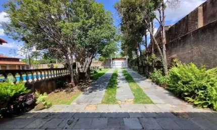 Casa em condomínio fechado com 5 quartos à venda na Rua Mariazinha Leite Campagnolli, 1, Parque Xangrilá, Campinas, 450 m2 por R$ 1.780.000