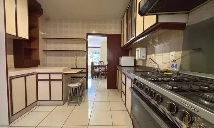Apartamento à venda com 3 quartos (1 suíte) no Córrego Grande – Florianópolis.