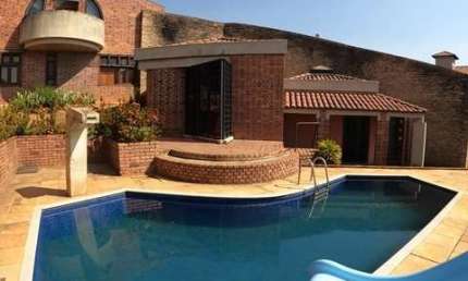 Casa com 5 quartos à venda em São Luiz, Belo Horizonte  por R$ 3.000.000