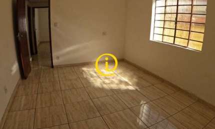 Casa com 3 quartos à venda em Ouro Preto, Belo Horizonte  por R$ 860.000