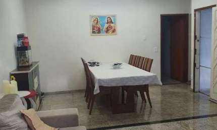 Casa com 3 quartos à venda na Santa Amélia, Belo Horizonte  por R$ 890.000