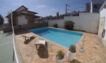 Casa com 4 quartos à venda em Ouro Preto, Belo Horizonte  por R$ 2.400.000