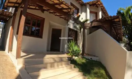 Casa com 2 quartos para alugar em Bandeirantes, Belo Horizonte  por R$ 4.400