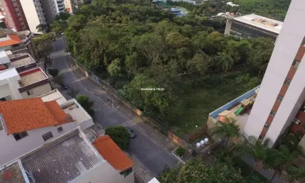 Terreno à venda em Ouro Preto, Belo Horizonte  por R$ 3.950.000
