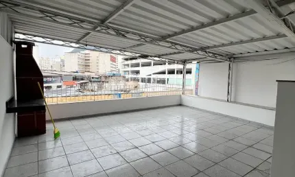 Casa com 2 quartos à venda na Avenida Getúlio Vargas, 642, Centro, Juiz de Fora