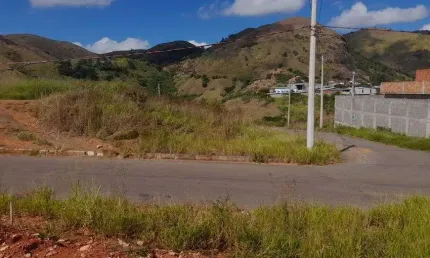 Lote/Terreno com 289 m² - Loteamento Santa Clara - Benfica - Valença - RJ