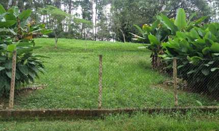 Terreno á venda, 1400m2, dentro de bolsão residencial com mata nativa em Vargem Grande Paulista