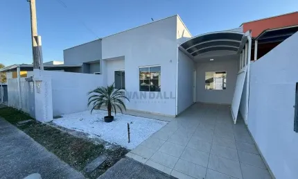 Linda casa 3 quartos – semi-mobiliada – prox. audi e volkswagen – sao jose dos pinhais