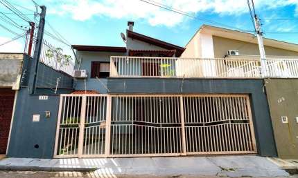 Casa à venda em Jundiaí, Vila Agrícola, com 4 quartos, 201m²