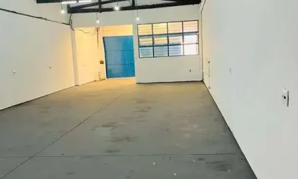 Galpão Comercial  – 180m² no Jardim São Guilherme – Venda