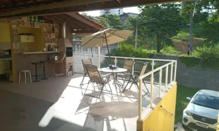 Excelente Casa Assobrada à Venda – Conforto, Espaço e Funcionalidade