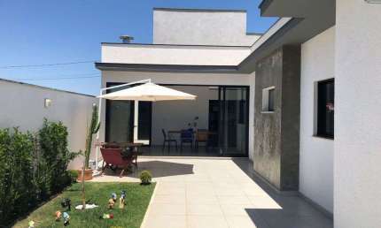 Casa em condomínio à Venda em Condominio Le France, Sorocaba - SP